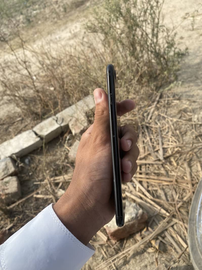 Apple iPhone 7 Plus 4