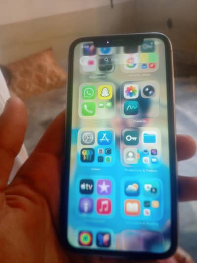 Apple iPhone 11