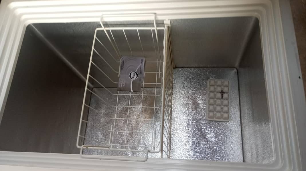D freezer 2
