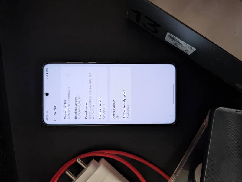 One Plus 13 6