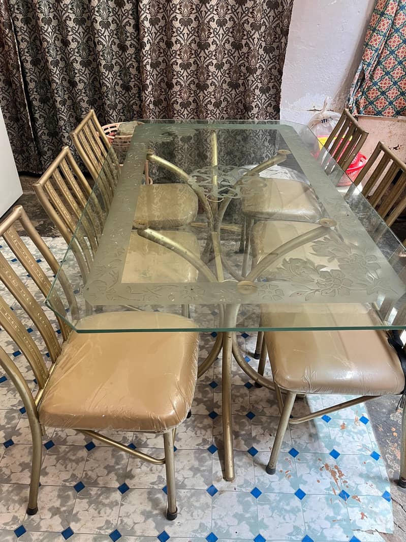 Dining Table Set – Like New Condition 2