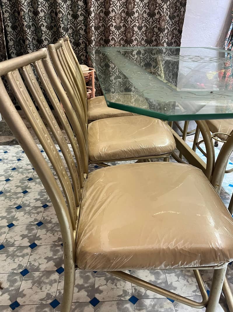 Dining Table Set – Like New Condition 5