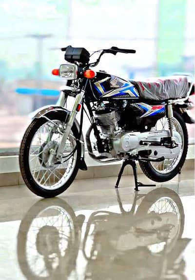 honda 125 new condition  10/10
