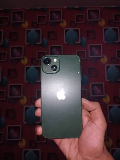 Apple iPhone 13 1