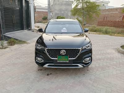 MG HS