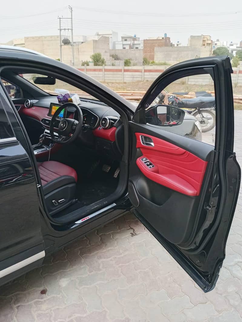 MG HS 2024 | Genuine Condition | Low Mileage | First Owner 5