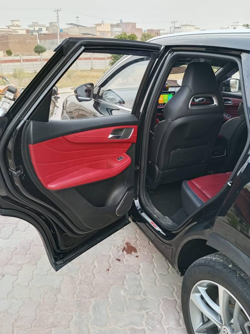 MG HS 2024 | Genuine Condition | Low Mileage | First Owner 11