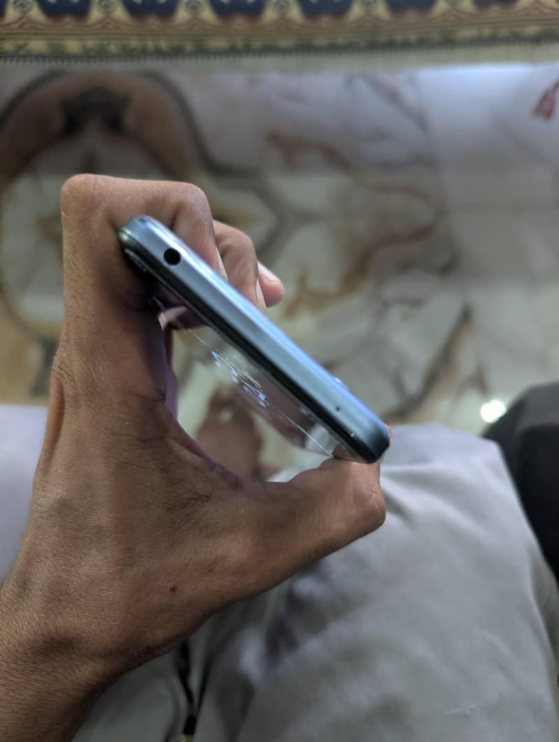 Sharp Aquos Zero 5, 5g 5
