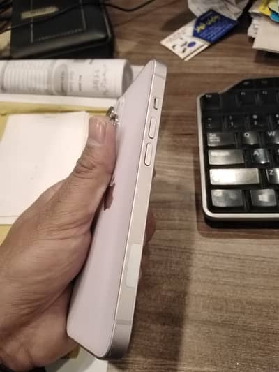 Apple iPhone 14