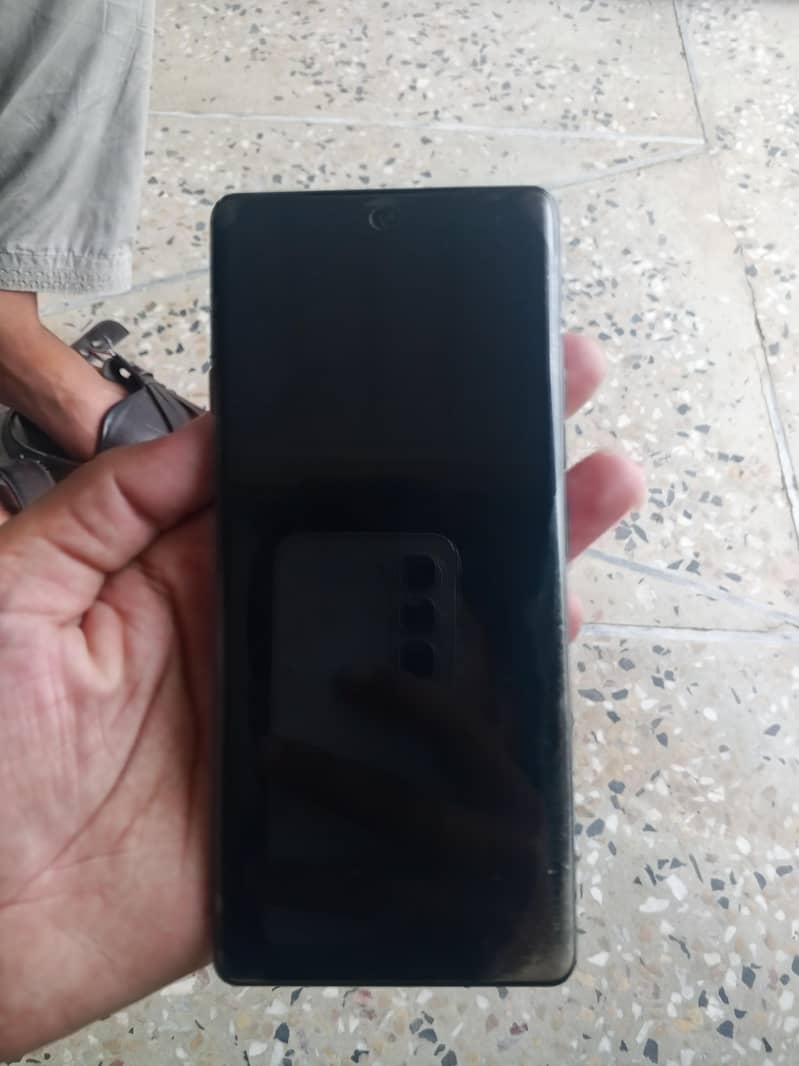 Tecno CAMON 40 Pro 3