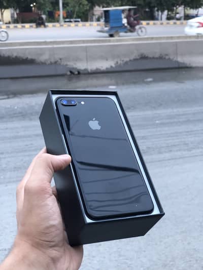 iPhone 7 Plus 128 Gb Pta approved with box
