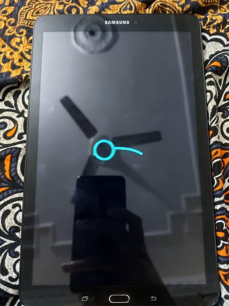 SAMSUNG TAB E 18