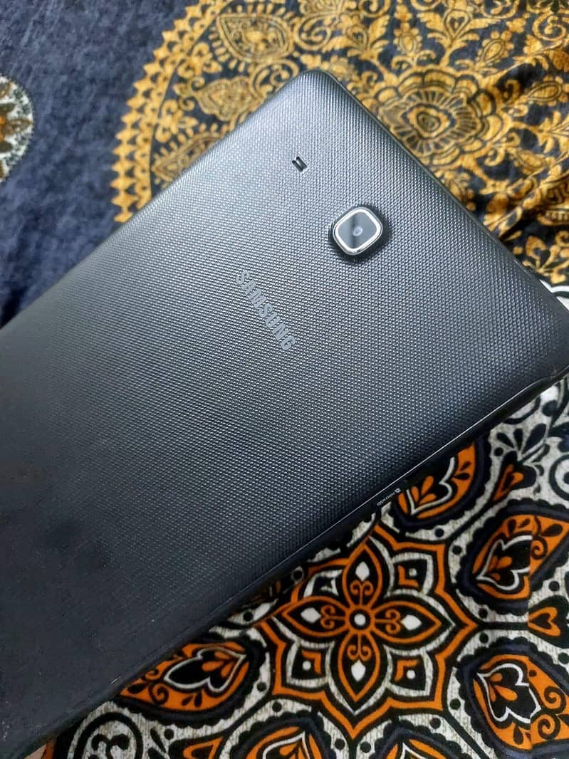 SAMSUNG TAB E 19