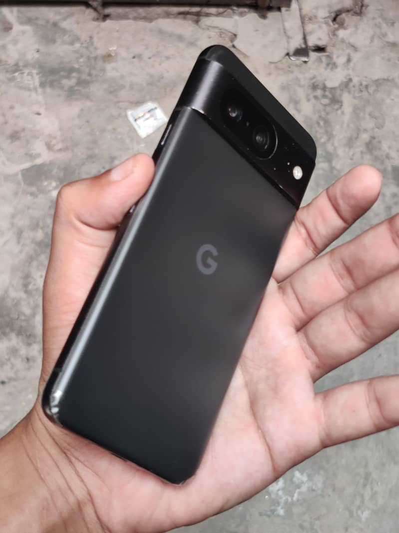 Google Pixel 8 1