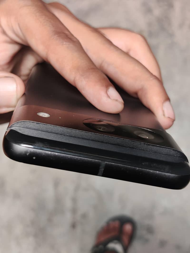 Google Pixel 8 12