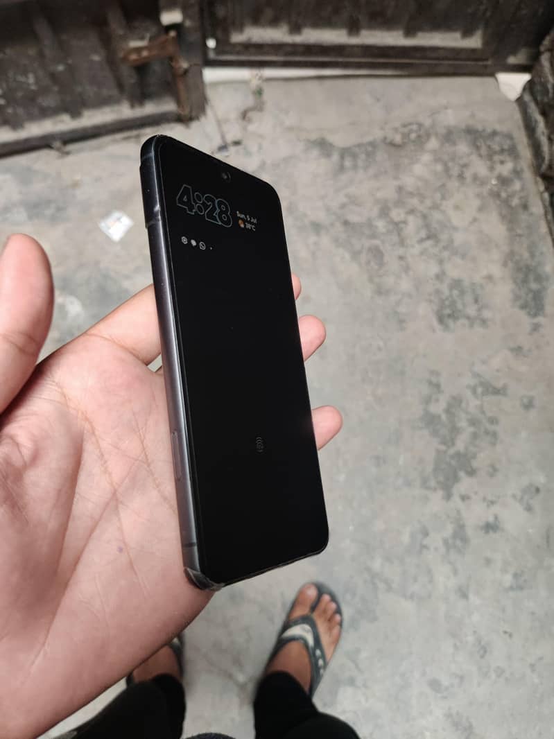 Google Pixel 8 13