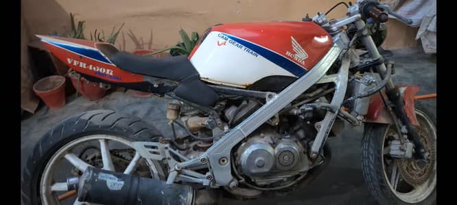 Sport bike Honda VFR400RR
