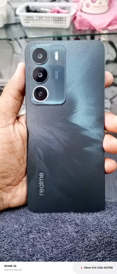 Realmi C71
