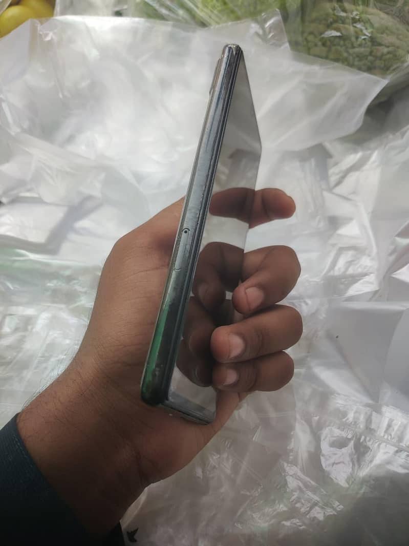 6.128 google pixel 6a 4