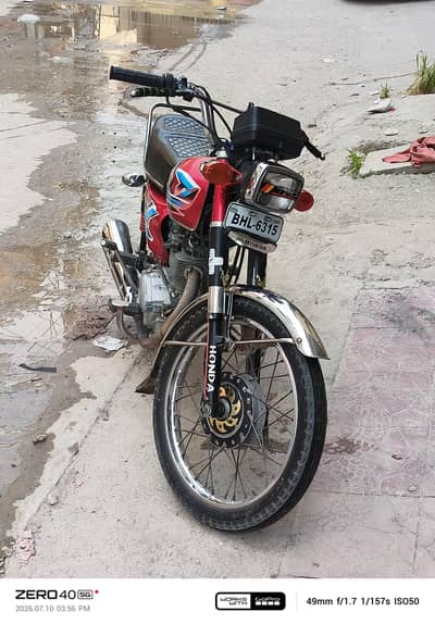 Honda 125 2016 model