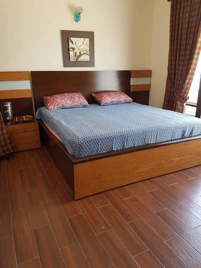 Bungalow for Rent Dha Phase-8 Iqbal Lane