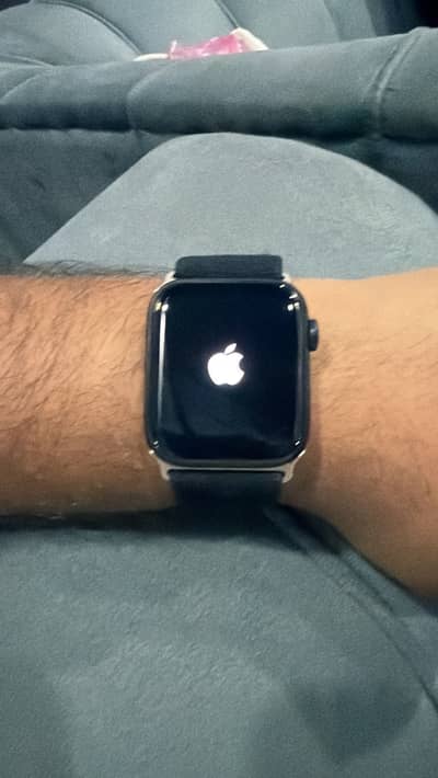 Apple Watch Se 2 44mm In warranty