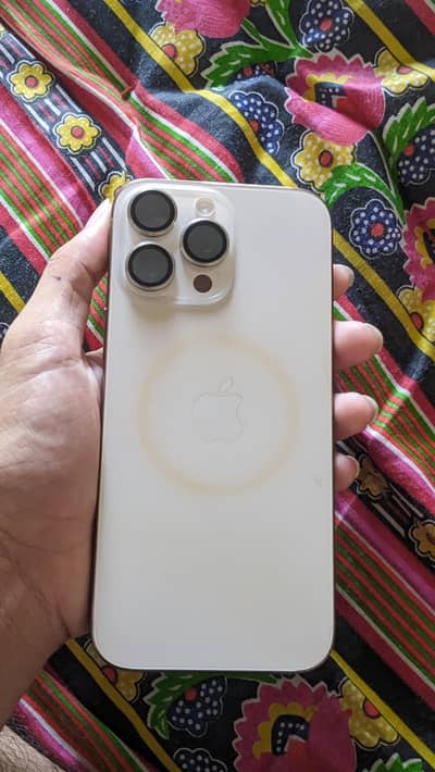 Apple iPhone 16 Pro Max