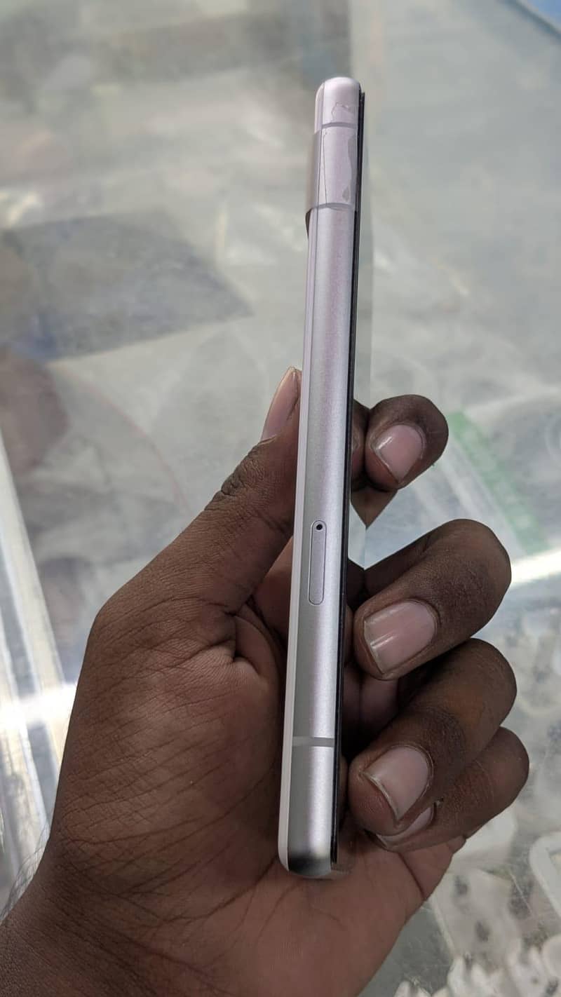Google Pixel 7a 3
