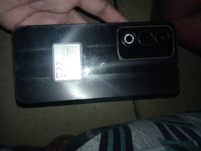 OPPO A80