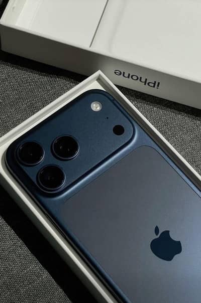 Apple iPhone 17 Pro Max blue colur 10by 10 condition