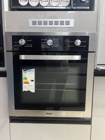 Haier Gas and Electric dual Oven