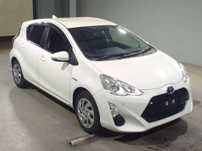 Toyota Aqua 2015