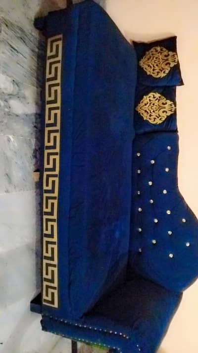 dewan for sale only for shifting home Lahore sandha cntc 03354553047