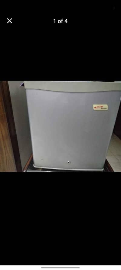 MINI ROOM FRIDGE GOOD CONDITION