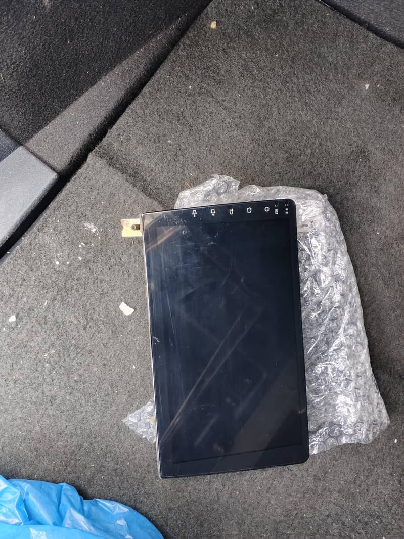 Car android screen 0