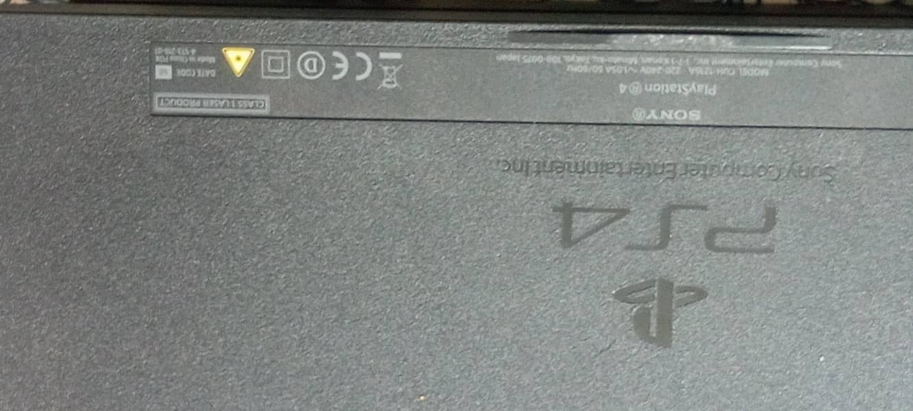 PlayStation 4 3