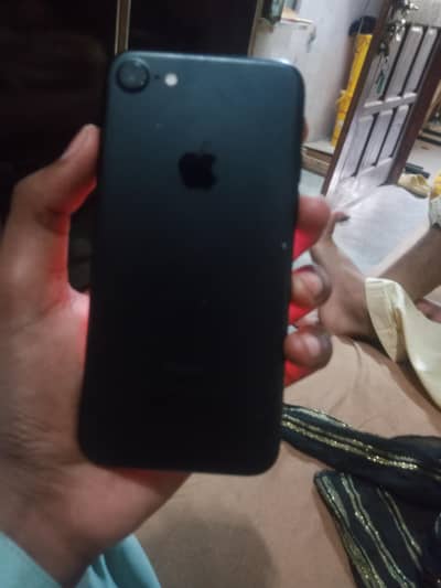 Apple iPhone 7