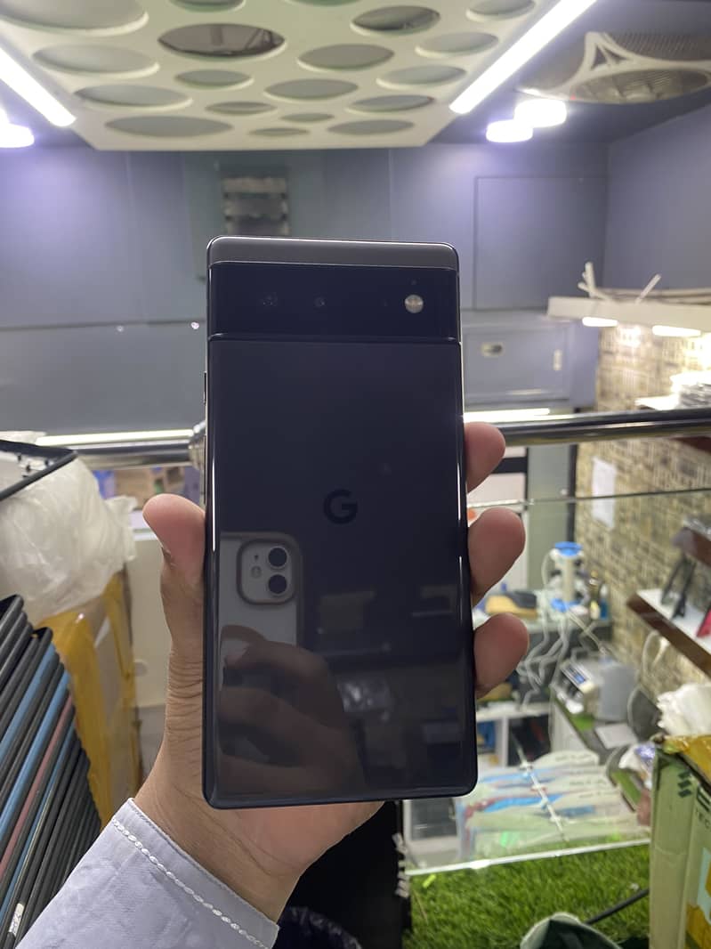 Google Pixel 6 4