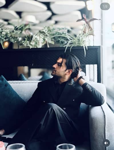 Esrar khan