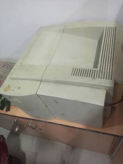 HP Laster jet 2200dn