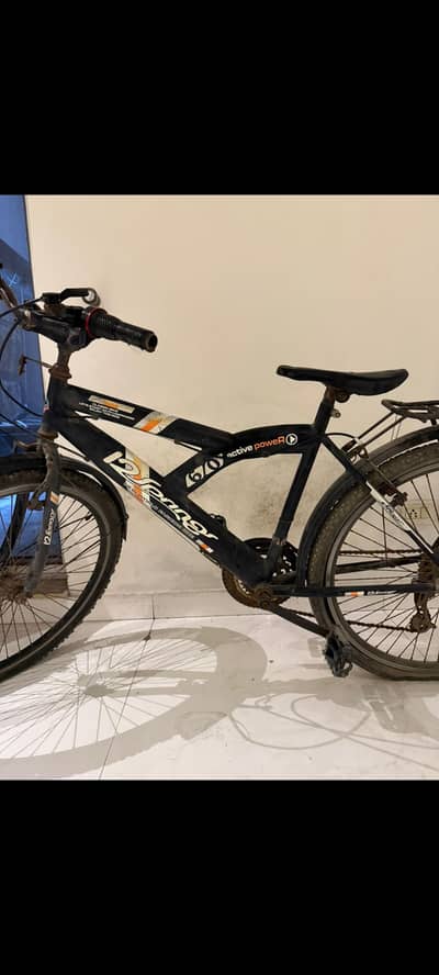 Racing Mountain Bicycle