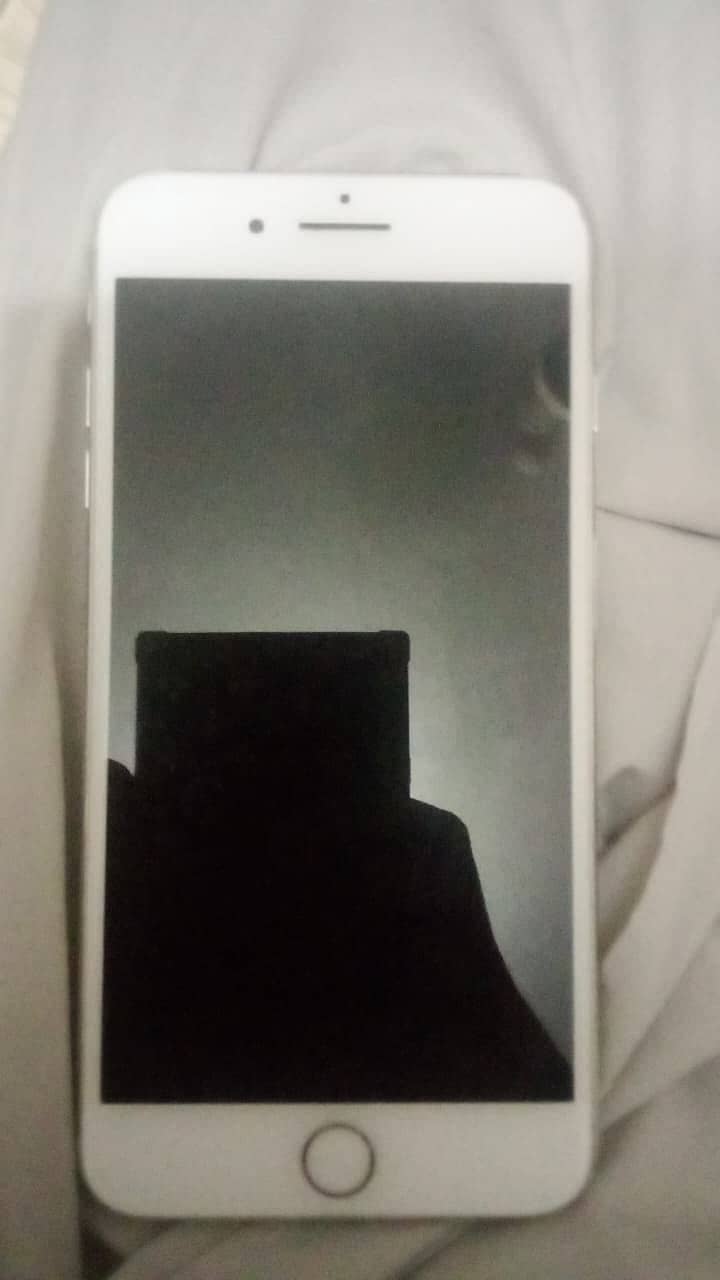 Apple iPhone 7 Plus 0