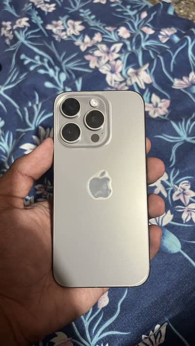 Apple iPhone 15 Pro