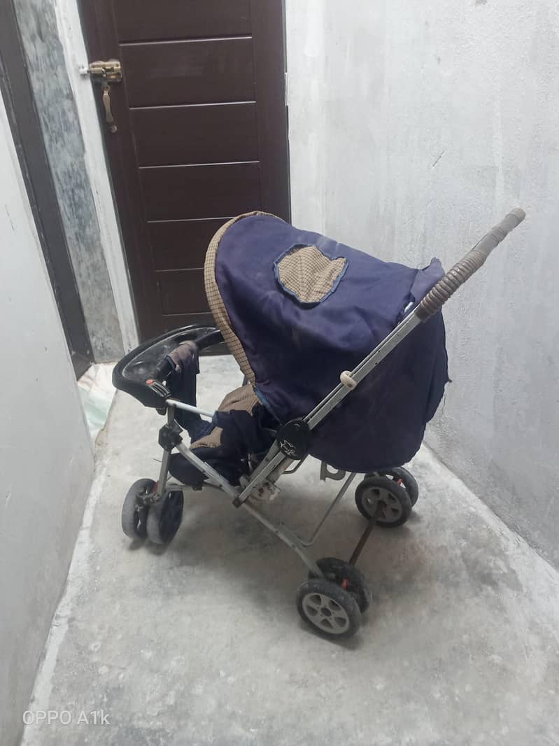 Stroller / Pram 4