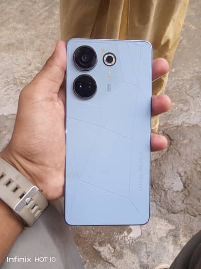 Tecno Camon 20 pro 8+8 / 256