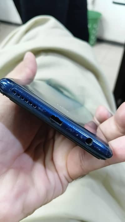 Infinix Hot 10