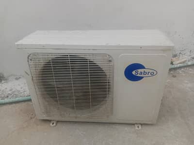 Sabro non inverter 1 Ton ac for sale Urgent
