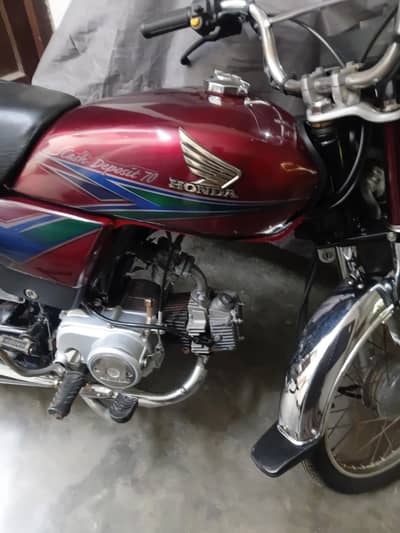 Honda cd 70cc lush condition (only call)