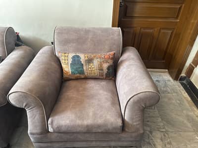 5 seaters sofa