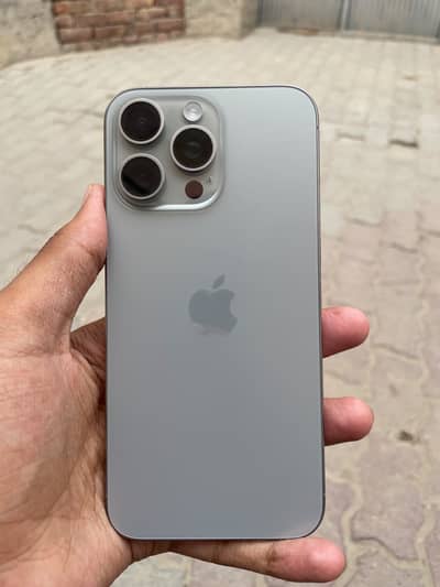 Apple iPhone 15 Pro Max